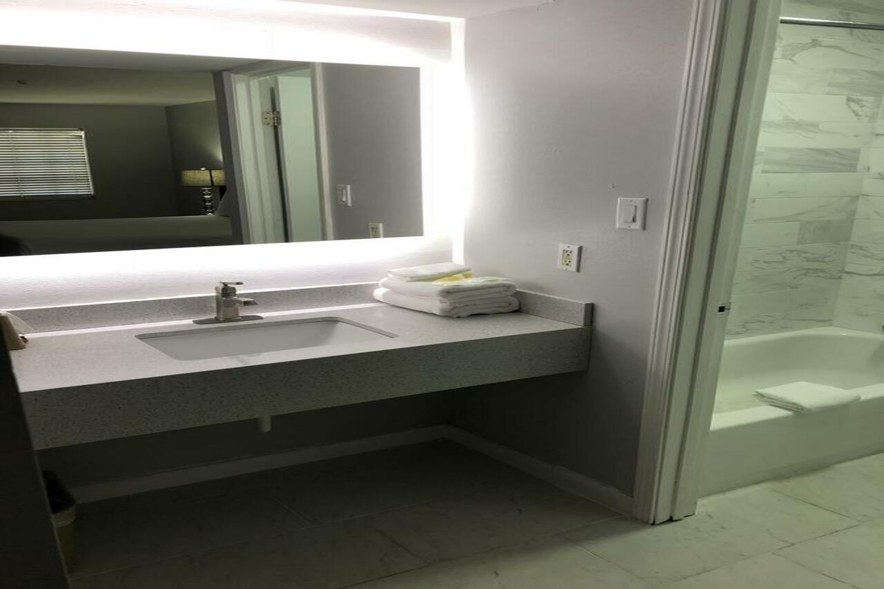 Midtown Hotel New Orleans Bagian luar foto