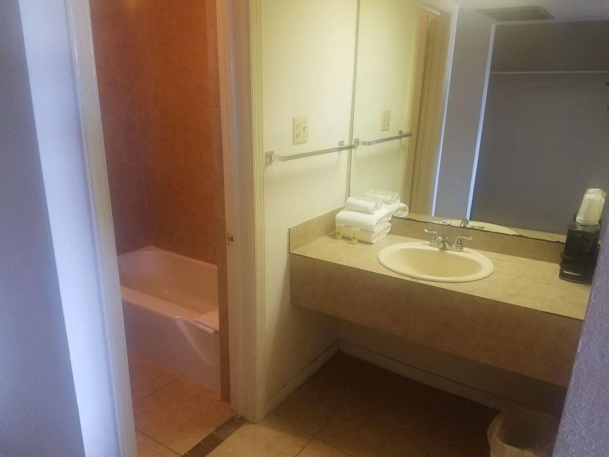 Midtown Hotel New Orleans Bagian luar foto